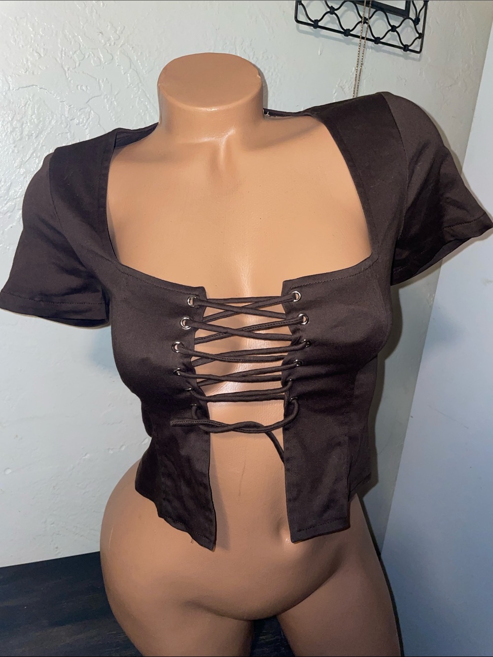 White Fox Stretch Top Brown Size Small